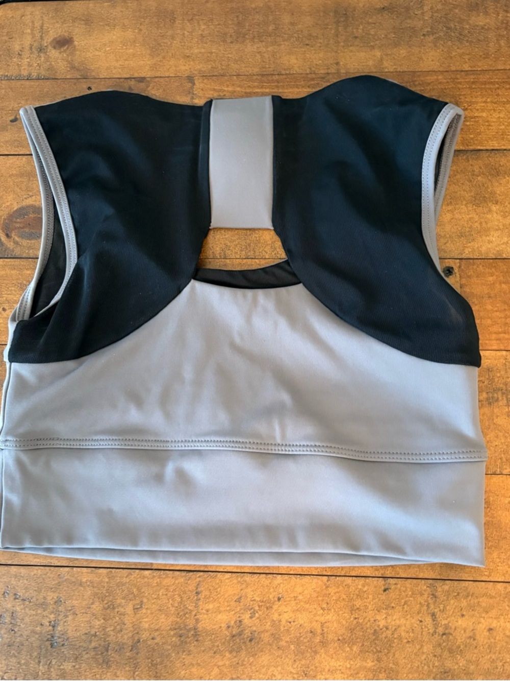 Forme Power Sports Bra Keyhole Back Gray Size M Sculpting Activewear - Picture 4 of 5